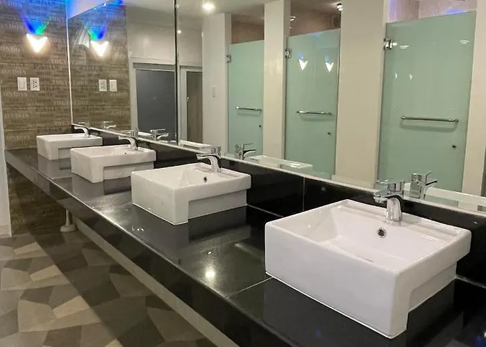 Bmax Spacepods Sleep In Space - 4mins From Mactan Airport